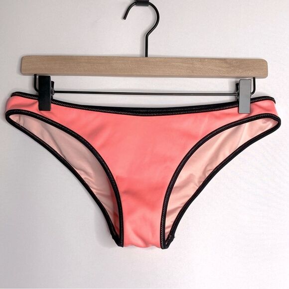 Victoria’s Secret The Cheeky Coral Salmon Pink Bikini Swim Bottoms Medium - Picture 1 of 8